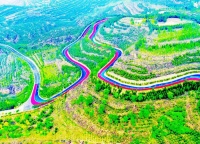 人字形臂弯&ldquo;拥并入怀&rdquo; 229.5公里东西山旅游公路相连