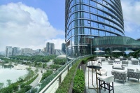 成都华尔道夫酒店优雅启幕空中花园