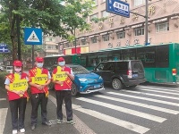 斑马线礼让、公交排队上车 这两种文明行为在杭州蔚然成风