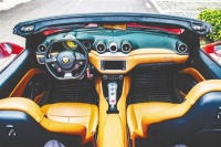 海南跑车租赁游订单占比全国七成 成恢复最快业务