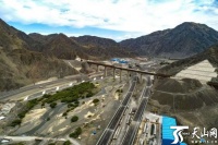 G30小乌改扩建项目全线贯通 服务区建设正在收尾