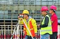 贵安高铁站东广场建设稳步推进 预计9月底交付