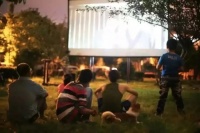 缤纷嘉境丨在这里,我找到了露天电影的时空隧道