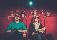 七夕节玩游戏,邀你免费看火遍全网的《八佰》!