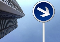 房价会降吗?开发商大佬:降价弊大于利,人民日报怒批为何不能降