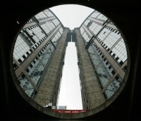 牢记这几点烂尾楼的征兆,避免买到烂尾楼