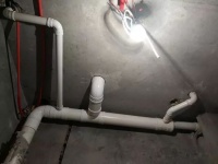 厨卫间漏水一定要砸砖才能维修吗?