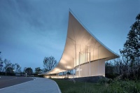 城市发展向龙兴，長滩原麓构建理想生活主场