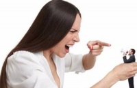 老婆脾气暴躁易怒,我该怎么办 老婆脾气暴躁的原因