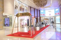 上海ifc商场殿堂级艺术包展耀国庆