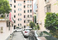 “上海房叔抛93套房产”不属实：世茂集团售浦城小区110套“老破小”