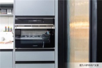 改橱柜装蒸箱，活小钱少没人做？那就选卡萨帝