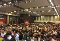 十个富豪一个炒房，炒房热正在毁掉大部分一二线城市