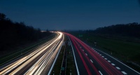 心系出行，东方雨虹守护道路交通安全