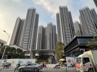无人机拍照取证被击落，深圳“日光”高端盘为何遭900余位业主集体控诉？