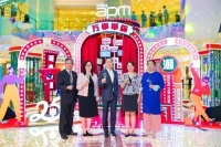 北京apm“万事举杯”庆祝香港回归25周年展 怀旧开场,掀起京城港风热潮