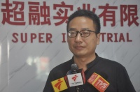 广东电视台专访：超融实业邹勇波谈“一米杆”和“隔离屏”