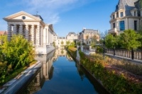 农村客厅大门一般多大？农村盖房怎样设计显高端？