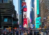 攜手肖戰(zhàn)點亮紐約時代廣場，Lamett樂邁石晶引領(lǐng)黃金周家居消費熱潮