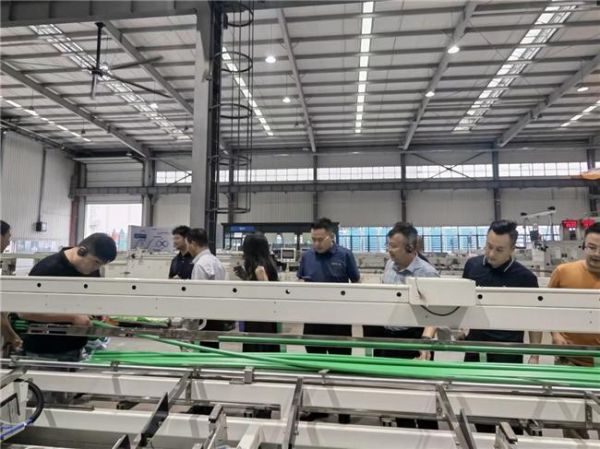 共探匠心筑家之路｜星艺装饰集团赴日丰参观交流